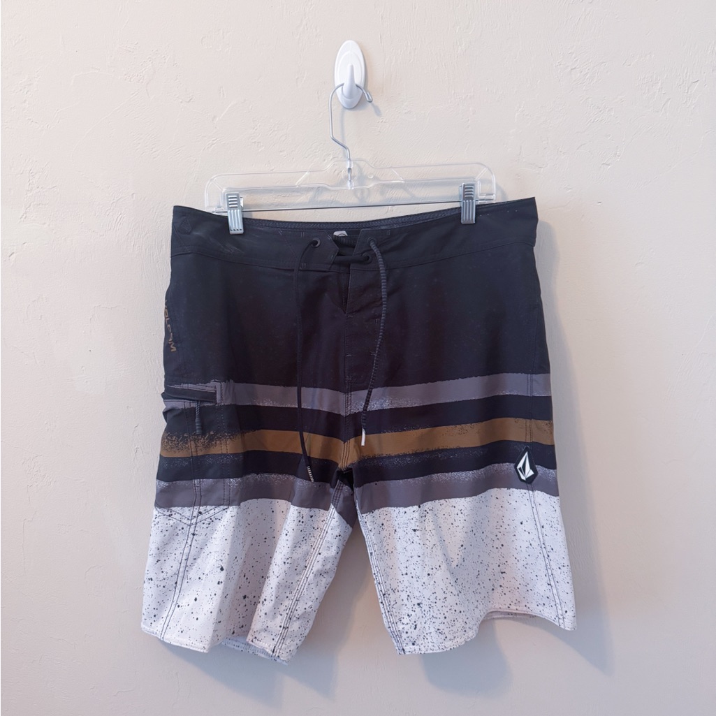 Volcom Men's Black And Gray Swim Shorts With Stripes And Splatter Pattern